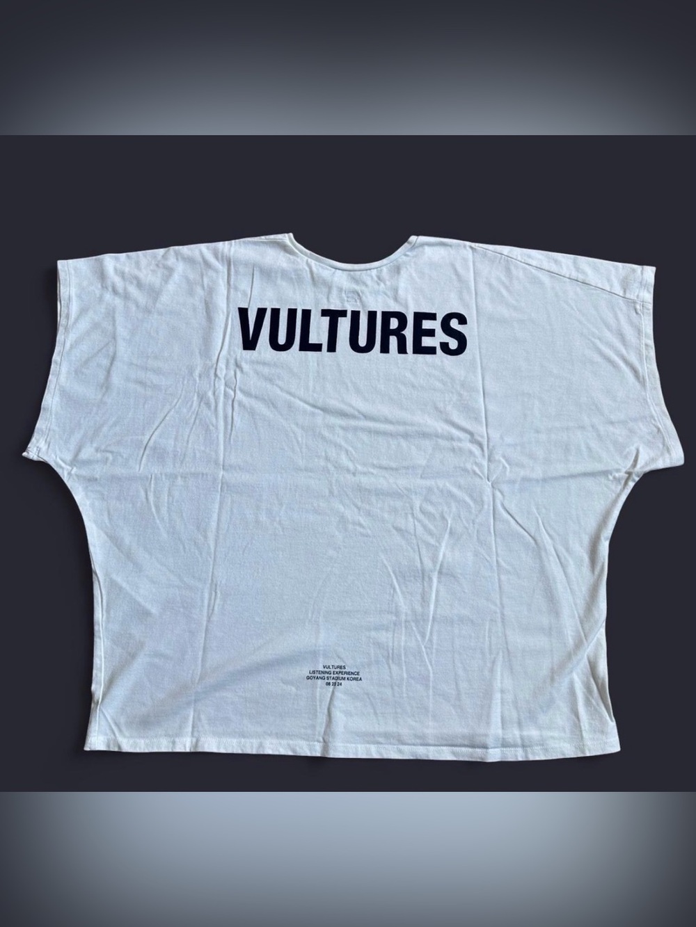 YEEZY VULTURES KOREA EXCLUSIVE II TSHIRT WHITE SIZE 1 KOREA LISTENING PARTY NEW